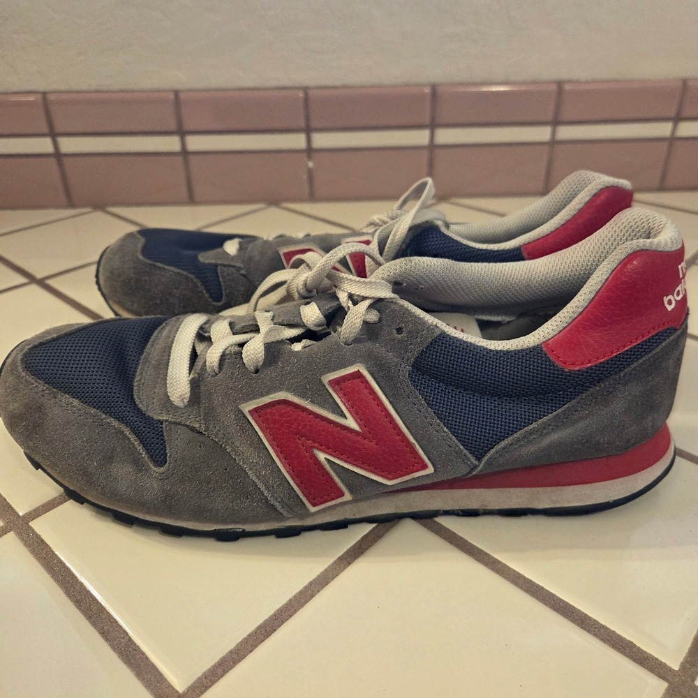 New Balance 500 Mens Size 9.5 Grey Navy Red Retro Running Shoes GM500TRB